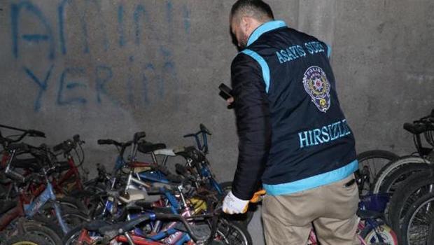 Kayseri'de 5 adresten 20 kamyonet dolusu çalıntı malzeme çıktı