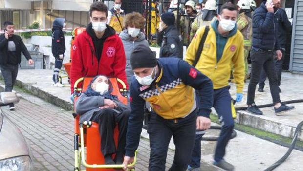 Kadıköy'de korkutan yangın! 2 kişi dumandan etkilendi