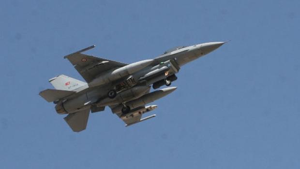 MSB: 2 F-16 uçağı, deniz hava iş birliği eğitimleri uçuşu gerçekleştirdi