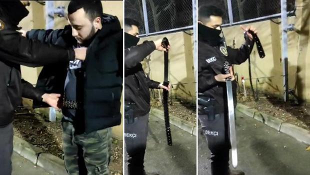 Bekçileri şaşırtan anlar... Kemerin içinden kılıç çıktı