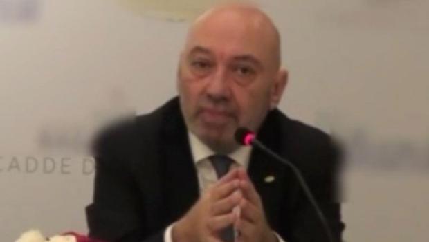 Ünlü iş insanından 'çöp kovalı' icra