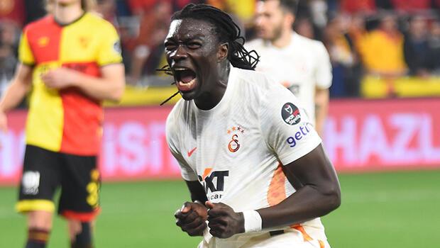 Galatasaray'da Bafetimbi Gomis'ten galibiyet sözleri