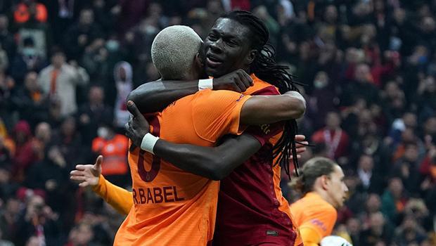Ryan Babel'den Bafetimbi Gomis'e: "Müteşekkirim"