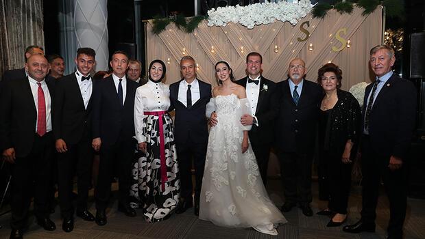 Fenerbahçe camiası, İsmail Kartal'ın kızının düğününde bir araya geldi