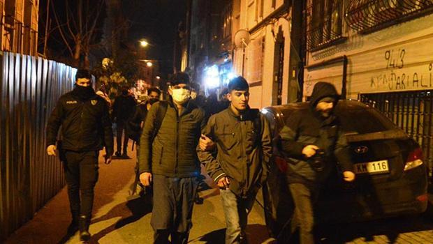 İstanbul'da helikopter destekli kaçak göçmen operasyonu gerçekleştirildi