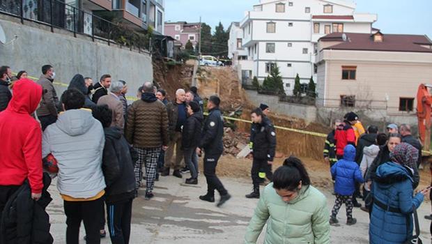 Kocaeli'de korku dolu anlar: İstinat duvarı çöktü... 22 daire boşaltıldı