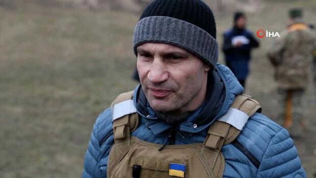 Kliçko, askerlerle çalışmalara katıldı ve net mesaj verdi: Kiev'den vazgeçmeyeceğiz
