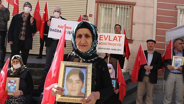 Evlat nöbetindeki anne Esmer Koç: 9 senedir Kadınlar Günü kutlamıyorum