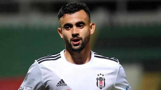 Beşiktaş - Başakşehir maçında Rachid Ghezzal'den teknik heyete tepki