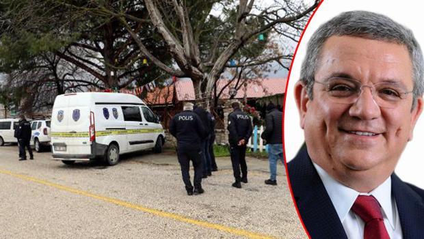 Kuşadası eski belediye başkanı Özer Kayalı'ya silahlı saldırı