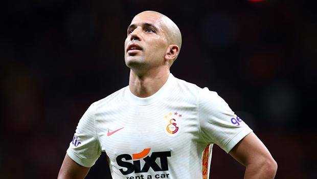 Barselona’dan ayrılıp İzmir’e hareket eden Galatasaray'da Sofiane Feghouli'den Türkçe yanıt