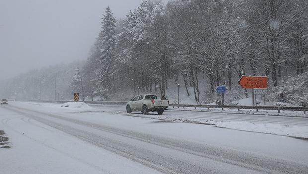 Bolu Dağı D100 İstanbul yönü araç trafiğine kapatıldı