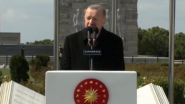 Son dakika... Çanakkale destanı 107 yaşında... Cumhurbaşkanı Erdoğan, Şehitler Abidesi'ndeki törende konuşuyor