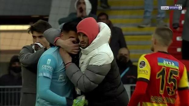 Göztepe - Alanyaspor maçı sonrası İrfan Can Eğribayat ile taraftarlar arasından gerginlik