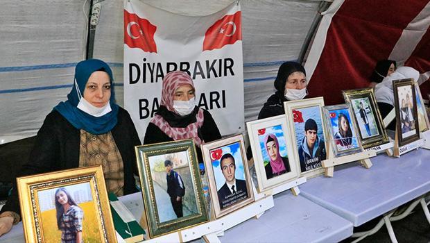 Evlat nöbetindeki anne: Kızım gel, orası senin yerin değil