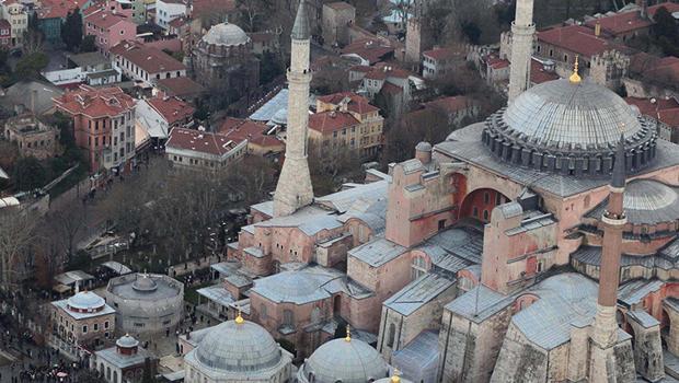 Ayasofya'da 88 yıl sonra teravih namazı kılınacak