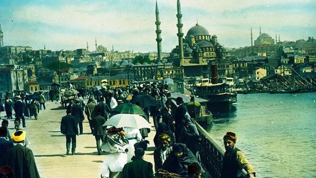 Kan ve gözyaşı ile yoğrulan toprakların 'çiçekçi' prensesleri… İstanbul'daki Beyaz Ruslar…