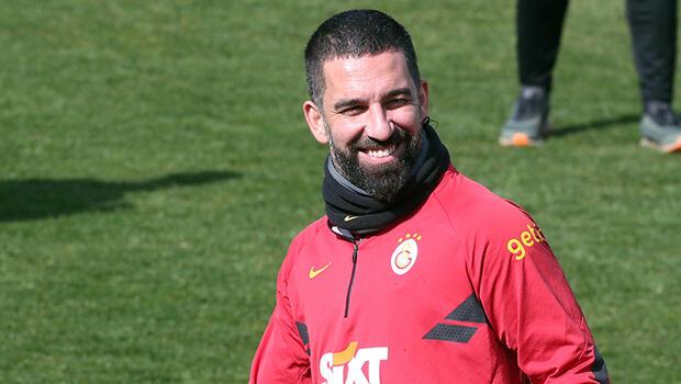 Galatasaray'da Arda Turan, Fenerbahçe derbisinin önemine vurgu yaptı! 