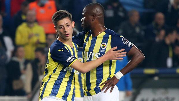 Fenerbahçe'de Arda Güler, Enner Valencia'nın jestine golle karşılık verdi