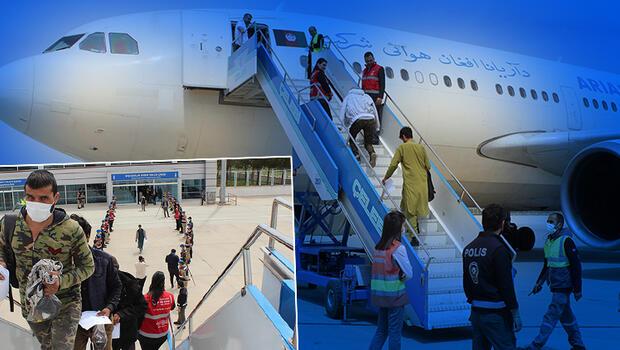 Afganistan uyruklu 227 kaçak göçmen ülkelerine gönderildi