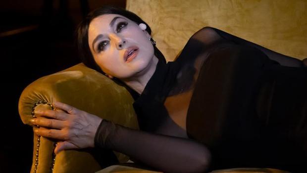 İtalyan yıldız Monica Bellucci İstanbul'a veda etti