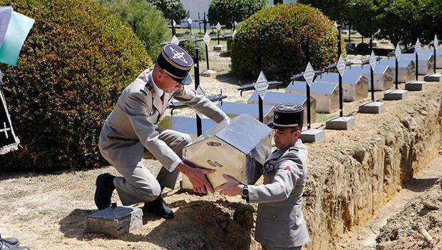 Çanakkale'de 107 yıl sonra 17 Fransız askerin kemikleri bulundu