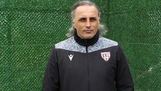 Bandırmaspor, Mustafa Gürsel ile 1 yıllık sözleşme imzaladı