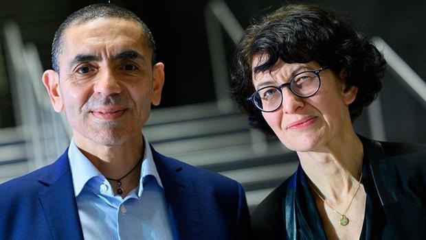 Uğur Şahin ve Özlem Türeci'den dünyaya yeni müjde… Tarih verdiler: BioNTech'in kanser aşıları geliyor!