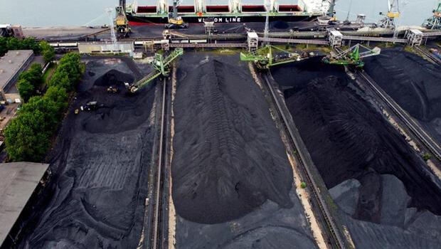 Polonya'da kömüre tavan fiyat uygulaması: 1 tonu 425 Euro...