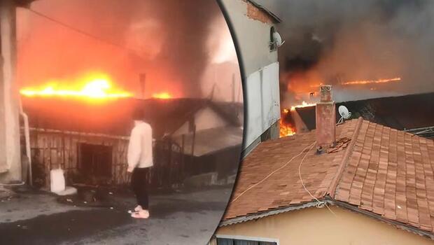 Sarıyer'de korkutan çatı yangını: Alevler diğer binalara da sıçradı
