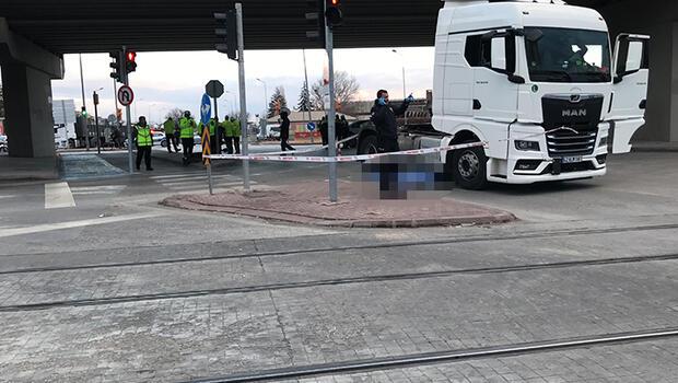 Konya’da TIR'ın altında kalan motosiklet sürücüsü hayatını kaybetti