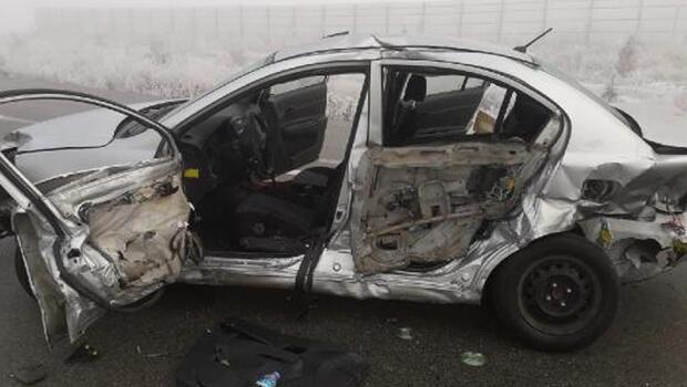 Kırşehir'de 10 aracın çarpıştığı kazada ölü sayısı 3'e yükseldi