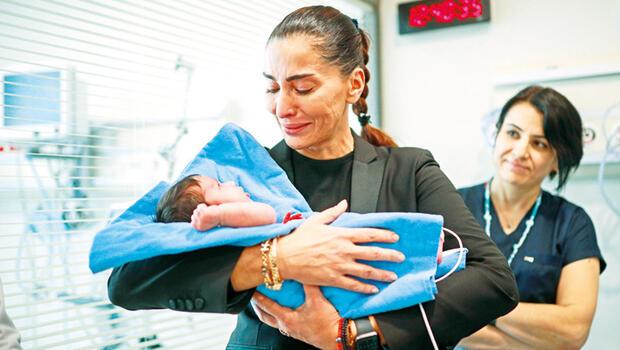 16 isimsiz bebek... Cumhurbaşkanlığı uçağı minik depremzedeleri taşıdı