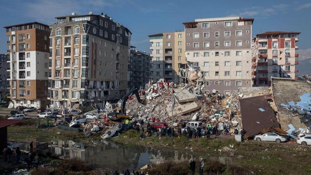 Yeni binalar neden dayanıklı değil? Deprem kültürümüz neden oluşmadı? 'Bir şey olmaz ağabeycilik en büyük sorunlardan biri'