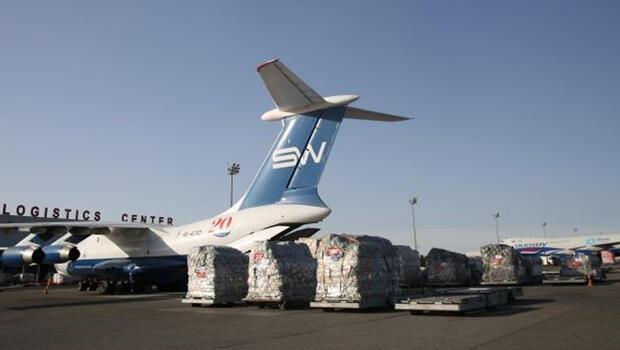 Haydar Aliyev Vakfı’ndan Türkiye'deki depremzedelere 105 tonluk insani yardım