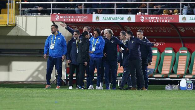 Fenerbahçe Yardımcı Antrenörü Joao de Deus: 'Bizi daha güçlü yapıyor'