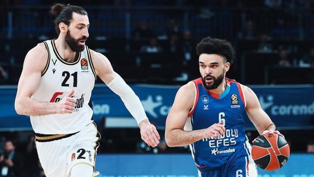 Anadolu Efes'ten kritik galibiyet