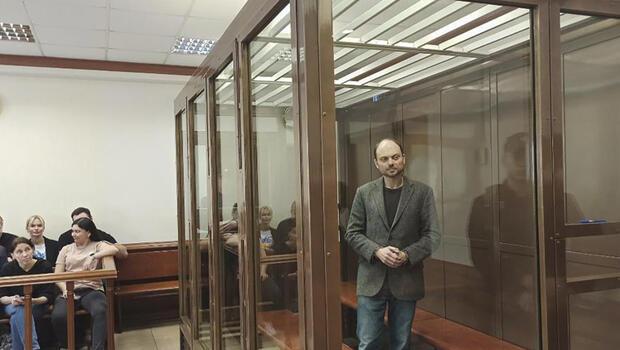 Savaş karşıtı Rus muhalif politikacı Kara-Murza'ya 25 yıl hapis cezası