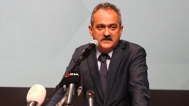 Bakan Özer'den CNN TÜRK'e özel açıklamalar