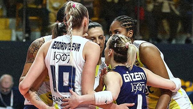 Fenerbahçe Opet, VakıfBank'ı geçip finale yükseldi