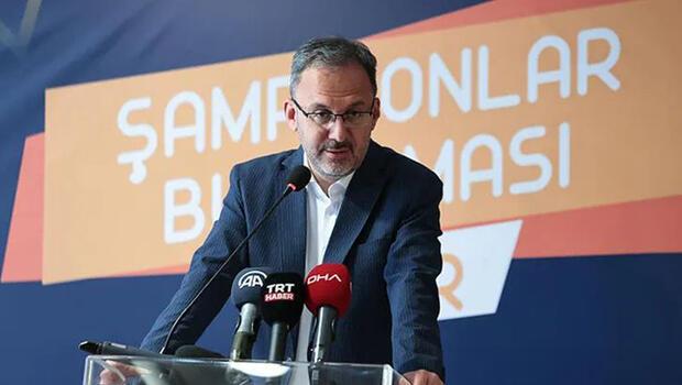 Bakan Kasapoğlu, İzmir'de şampiyon sporculara seslendi!