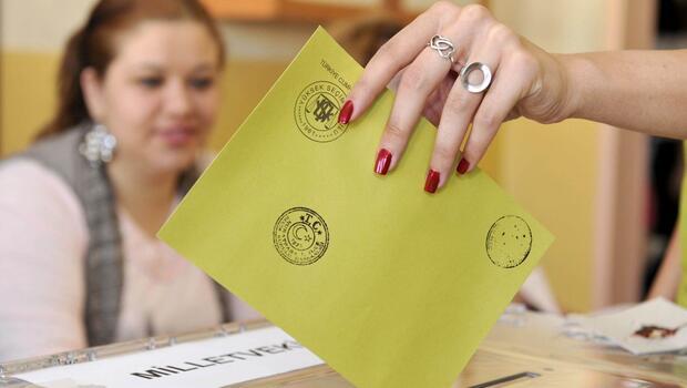 YSK'dan seçmen kağıdı kararı... 28 Mayıs'taki seçim için yeniden dağıtılacak