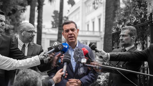 Yunanistan'da 'siyasi deprem'in etkileri sürüyor! Çipras'tan itiraf: Acı verici bir şok
