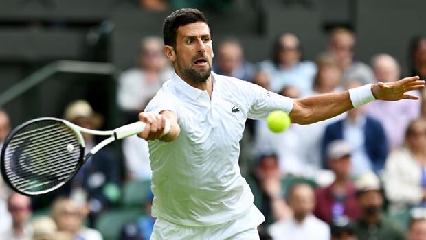 Wimbledon ilk turunda Swiatek ve Djokovic zorlanmadı