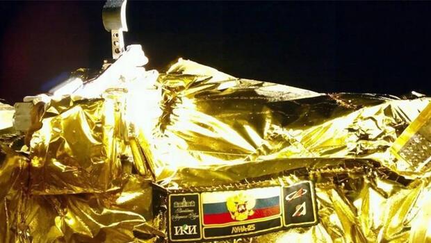 Rusya’nın 47 yıl sonra ilk kez Ay’a gönderdiği uzay aracı çakıldı