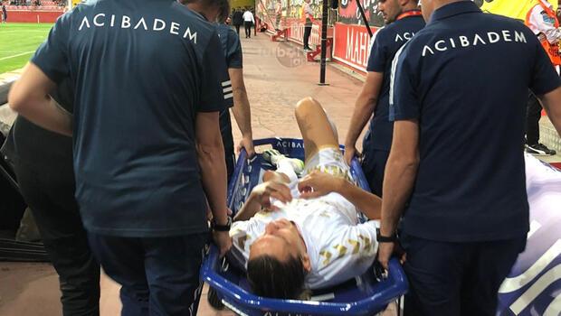 Taylan Antalyalı ayağında kırık şüphesiyle hastaneye kaldırıldı