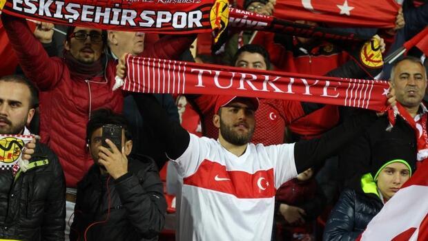 Son Dakika: Türkiye - Ermenistan maçının biletleri tükendi