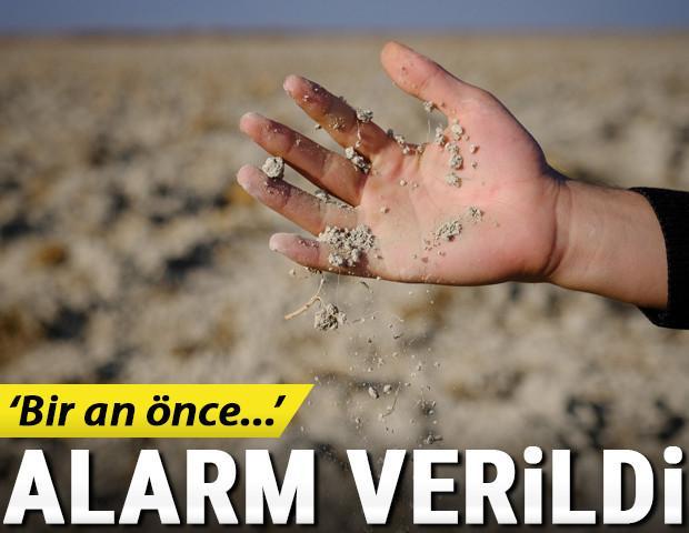 Son dakika haberleri... Konya Ovasında kuraklık alarmı Acilen bu bölgeye su aktarılması gerekiyor