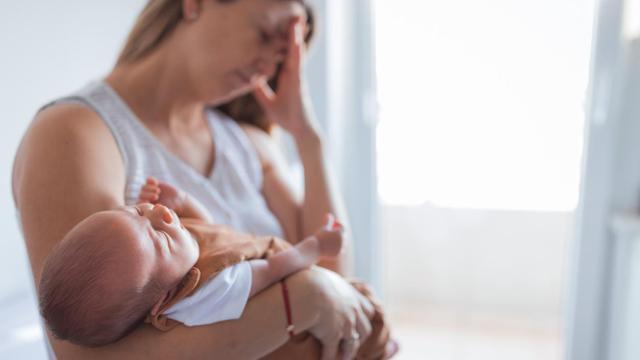 Bir sorudan fazlası: Sütün geliyor mu, bebek doyuyor mu?