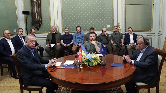 Dünyanın gözü Lviv'de... Erdoğan, Zelenski ve Guterres arasındaki 3'lü zirve sona erdi